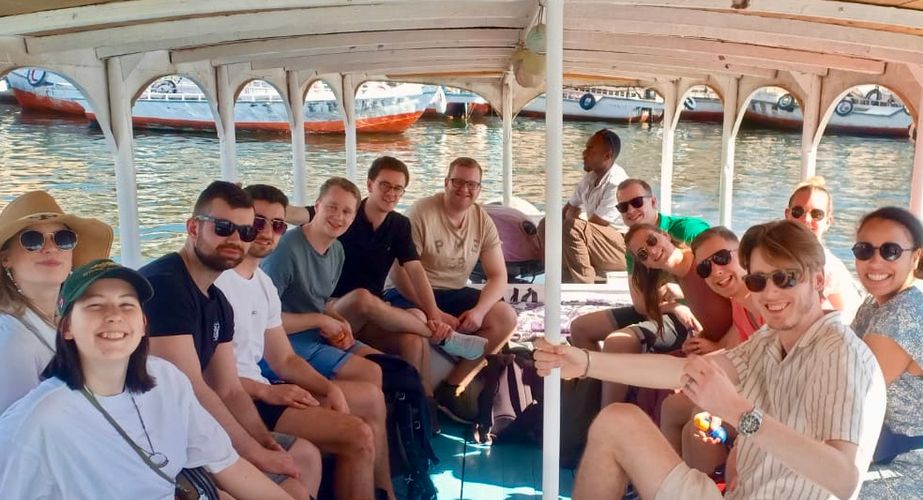 Groepsfoto op de felucca Groepsfoto op de felucca